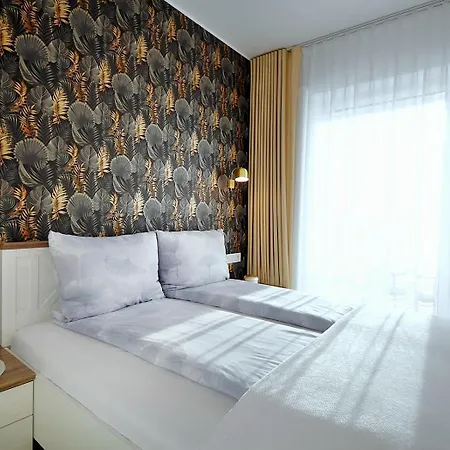 Lux I , Aqua Polanki , Baseny , Sauny , Silownia Apartment