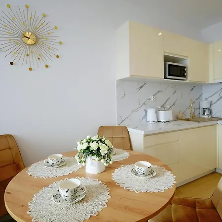 Lux I , Aqua Polanki , Baseny , Sauny , Silownia Kolobrzeg