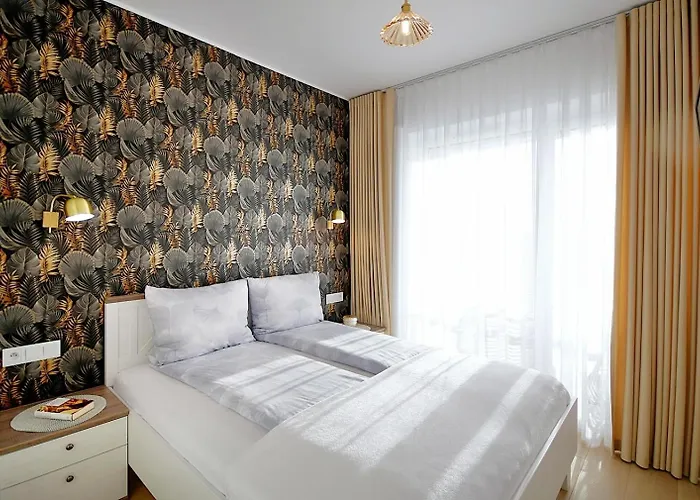 Lux I , Aqua Polanki , Baseny , Sauny , Silownia Kołobrzeg